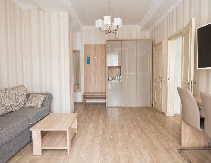 Люкс Люкс 3-местный 2 комнатный - Отель «Дивный Мир Усадьба Шато» Анапа