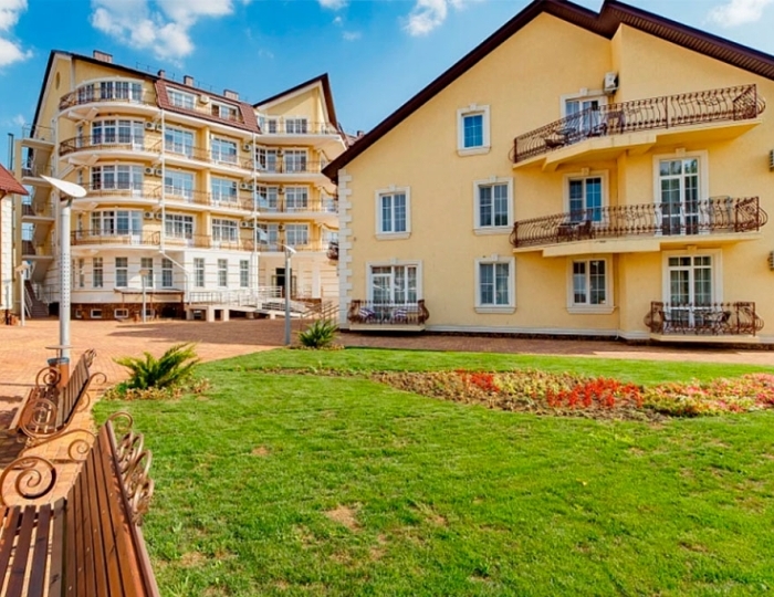 Отель «Дивный Мир Усадьба Шато» Анапа