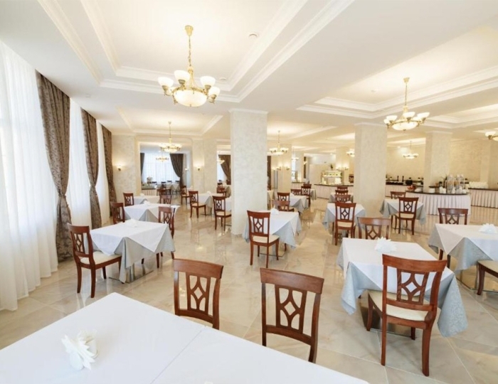 Рестораны и бары - Отель «Дивный Мир Усадьба Шато» Анапа